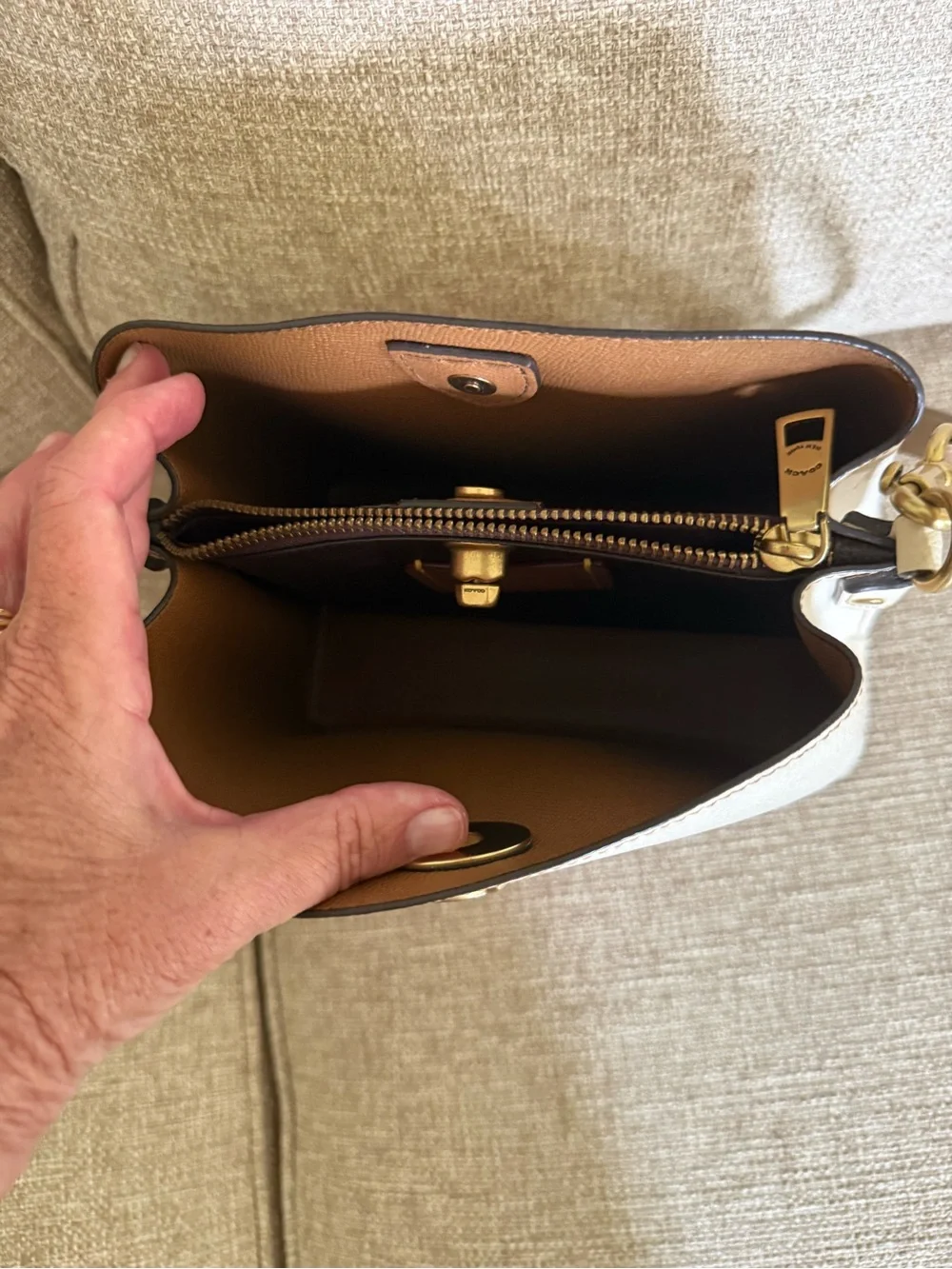 Coach Cream Leather Shoulder Bag with Tan Strap and Gold Hardware